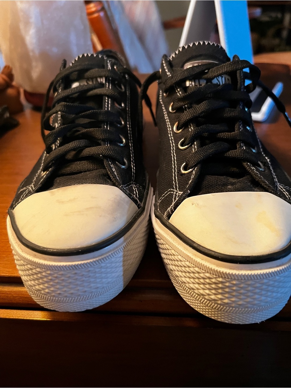 Converse Black Canvas Low-Top Sneakers - Picture 1 of 6